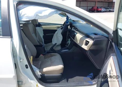 2015 Toyota Corolla Le Plus z USA, uszkodzony, nr VIN 2T1BURHE2FC355154